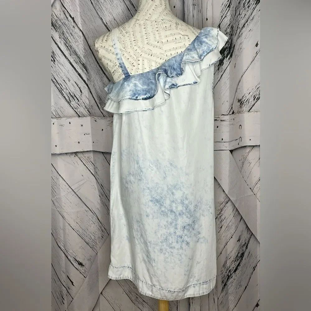 Anthropologie Holding Horses One Shoulder Ruffle Acid Bleach Chambray Dress M